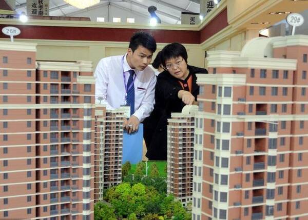 中国人房贷压力已超40%,可为啥还敢去买房?原