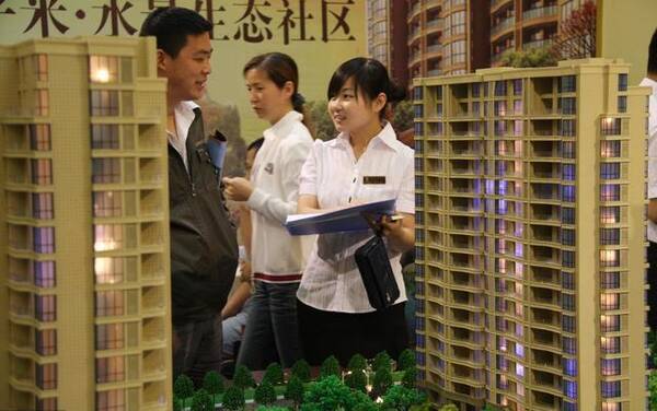 中国人房贷压力已超40%,可为啥还敢去买房?原