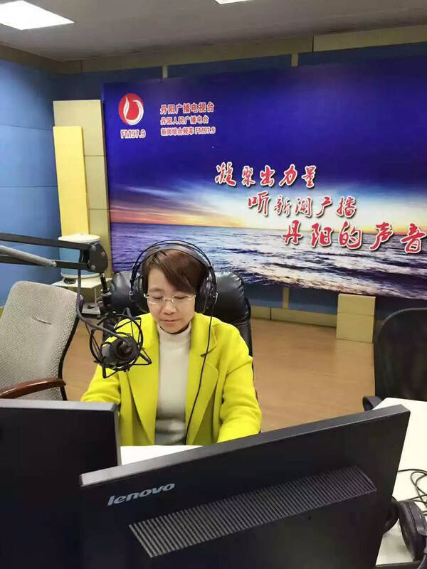 我为高质量发展代言丨八姑娘公益律师团:为一