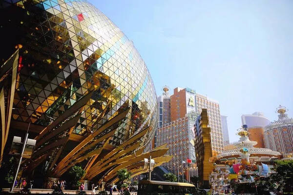 澳门往返含税机票699元,体验亚洲拉斯维加斯