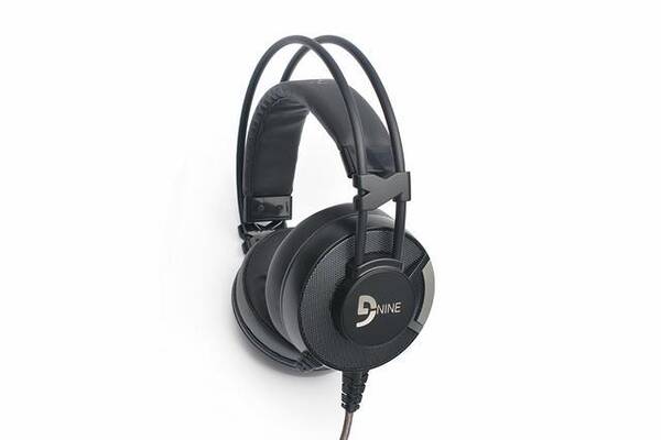 皮实耐用,百元级50mm单元虚拟7.1吃鸡耳机