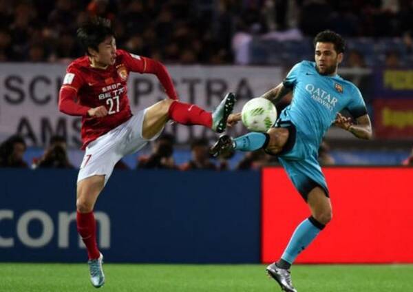 脚级飞翼面临无球可踢:明年或离队,武汉卓尔成