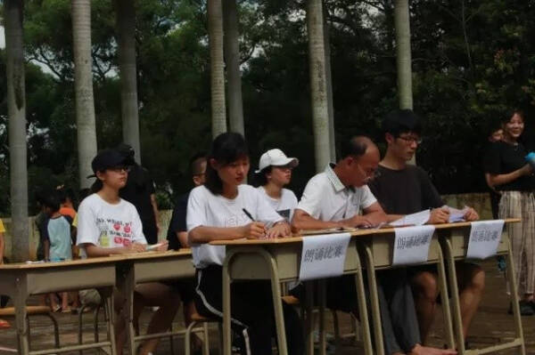 太阳花:放声歌唱,用心感受--朗诵比赛