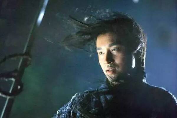 香港经典动作爱情片,尺度大到令人咋舌