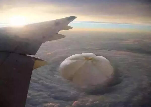 可怕!超强台风山竹中这些摇晃的楼盘,到底有什