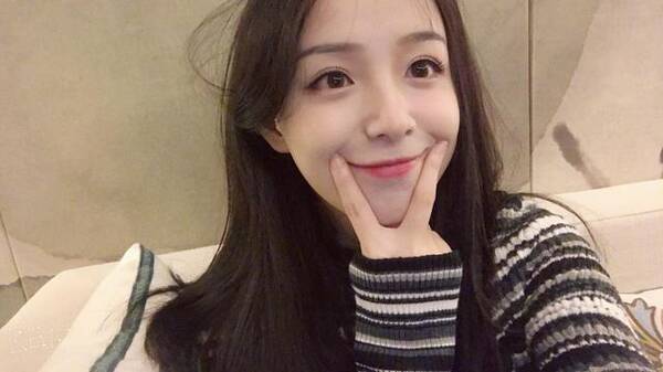 斗鱼最美女神周二珂男友冷宝初次登场!网友