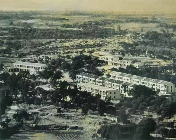 1992年香港的gdp_1992年香港(3)