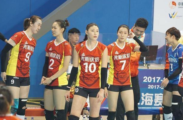 两位女排天才少女都选择入日本国籍,失意之后