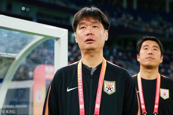 为什么很多球迷不理解俱乐部解约马加特,他到