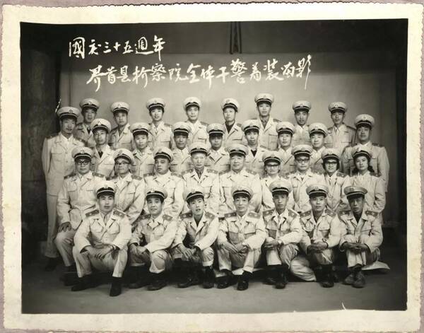 恢复重建40周年ll老照片里的阜阳界首检察,满满