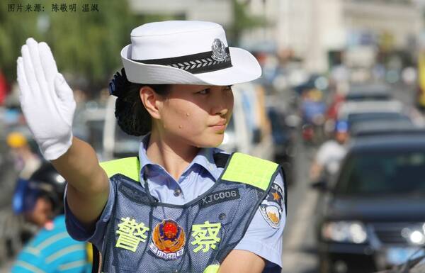 明明闯了红灯,为何迟迟没收到违章提醒信息?交