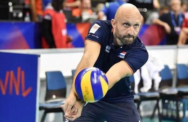 郎平再次将对手征服!荷兰主帅高度评价郎平,期