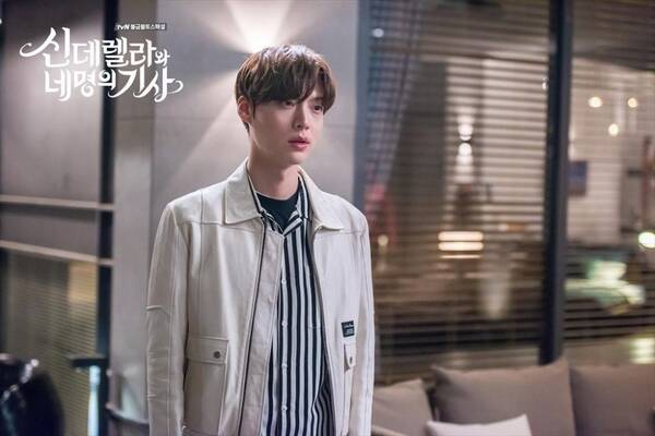 一剧定终身的爱妻狂人安宰贤,一起来盘点他历