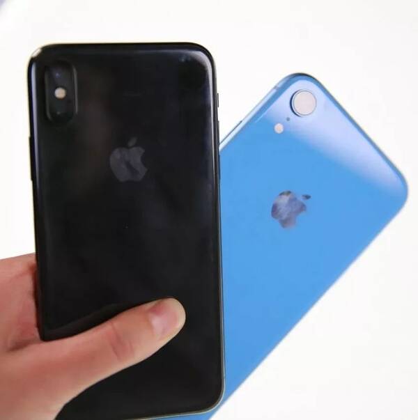 iPhone XR 即将暴跌1000块,现在别买!