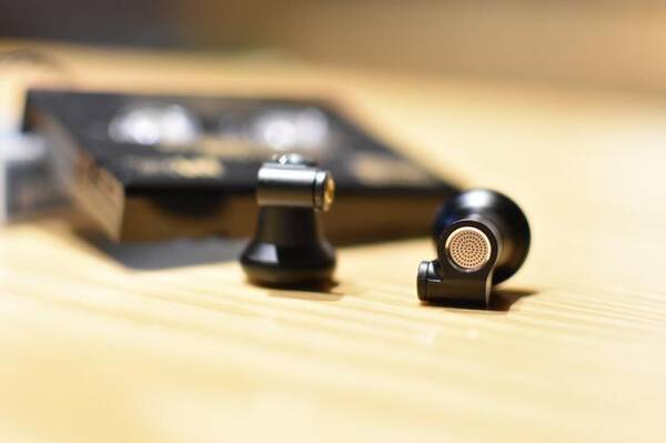 通勤追剧、吃鸡、听音乐必备耳塞,千元内值得