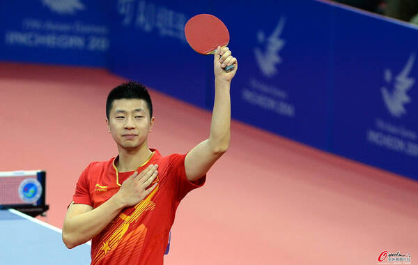 北京时间9月30日，亚运会乒乓球男团决赛展开争夺，中国队3-0横扫东道主韩国，豪取六连冠。