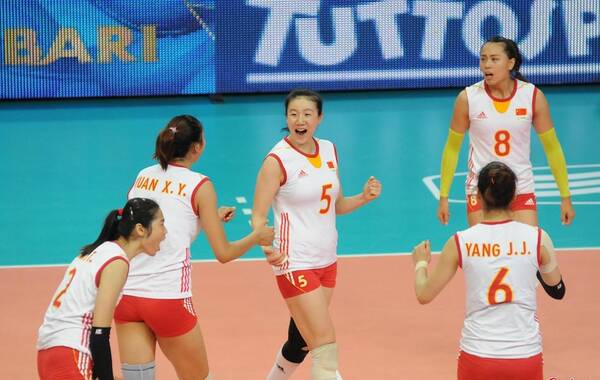 世锦赛-中国女排3-0横扫古巴 4连胜将与日本争