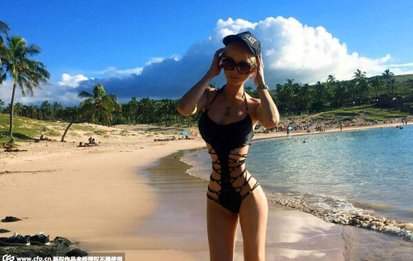 图为Valeria Lukyanova晒出的图片。