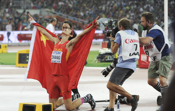 2015年8月30日是2015年田径世锦赛最后一个比赛日，在刚结束的男子跳高决赛中，中国选手张国伟在加赛中挑战2米36失败，最终收获了一枚银牌。