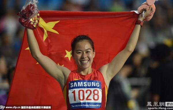 女子100米栏-中国包揽金银 吴水娇12秒72夺冠