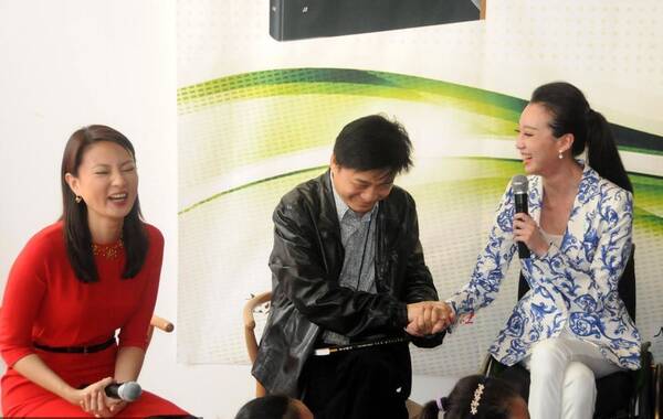 刘芳菲主持舞蹈家刘岩新书发布会(图)|刘岩|崔永元