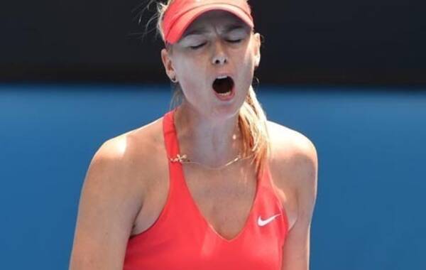 2015年1月29日，墨尔本，2015澳大利亚网球公开赛女单半决赛：马卡洛娃vs莎拉波娃。