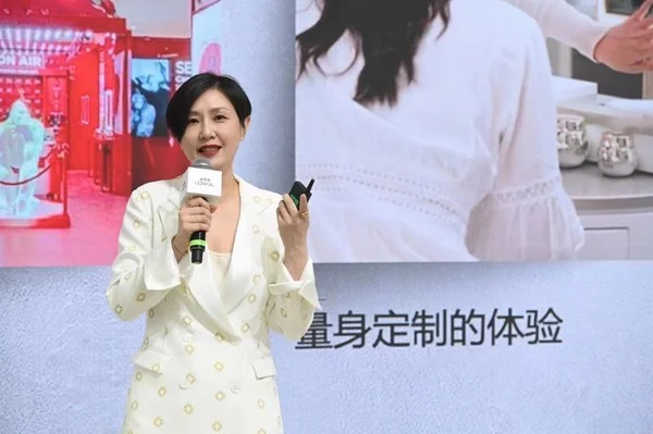 欧莱雅亮相第二届中国消博会，PRADA 香水和 TAKAMI 品牌海南旅游零售首发(图2)