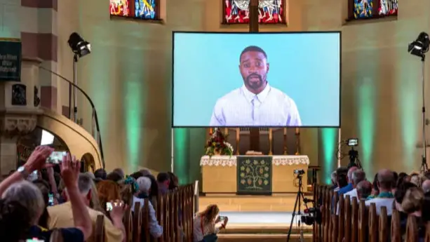 「科技与信仰碰撞:AI佛祖,你的「真经」在哪儿?」 「科技与信仰碰撞:AI佛祖,你的「真经」在哪儿?」