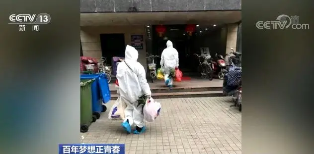 百年幻想正青春 青年强则国家强 | 面对使命担当 不同时代青年给出近乎一致答案 - 做强国青年作文 百年幻想正青春 青年强则国家强 | 面对使命担当 不同时代青年给出近乎一致答案 - 做强国青年作文