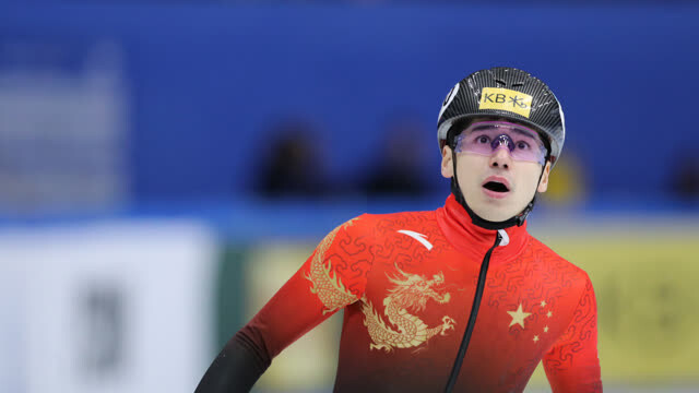 短道速滑——世界杯首尔站：刘少昂获男子500米冠军