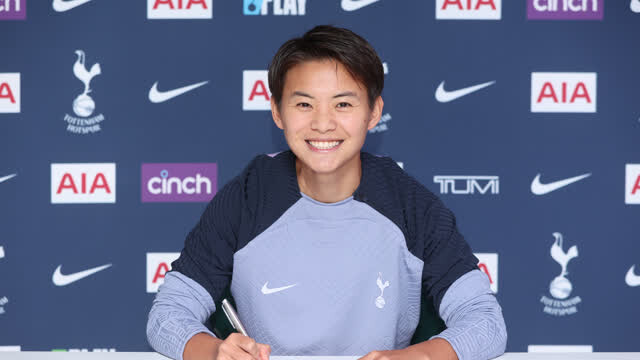足球——中国国脚王霜加盟托特纳姆热刺女足