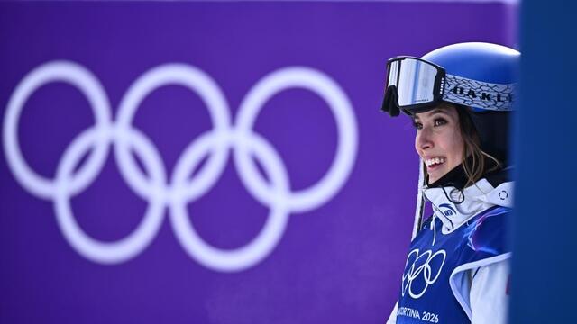 追光丨穿过一路荆棘，同样的银牌，不同的光芒