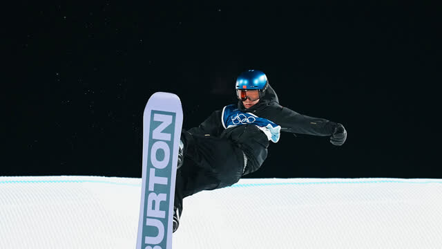 冬奥会｜单板滑雪——苏翊鸣获男子大跳台铜牌