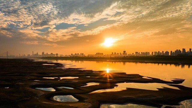 长江进入枯水期 沿线独特景观频现