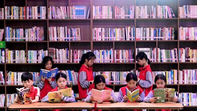 農(nóng)家書屋品書香