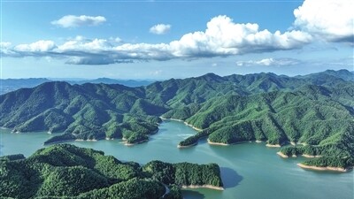 山青水碧入畫來