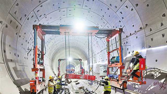 重庆轨道交通15号线二期铺轨进入冲刺阶段