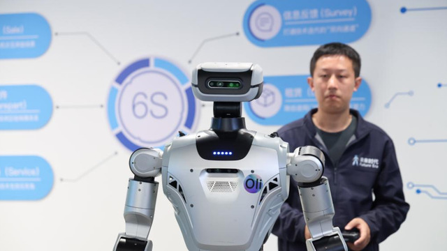 “链”就未来：深圳机器人产业集群百舸争流