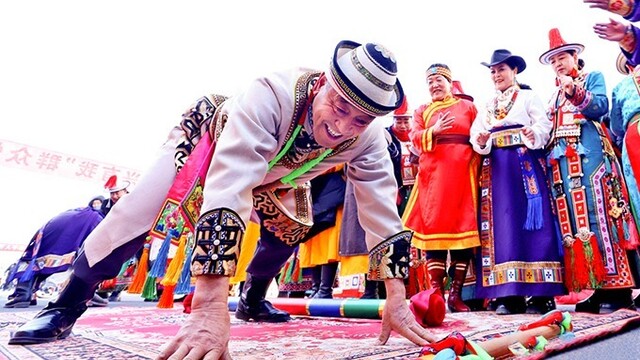 甘肃肃南多彩活动迎新春