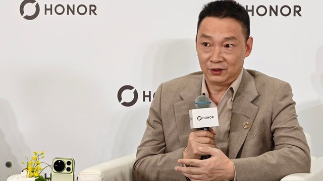 对话荣耀CEO李健：Magic9凭什么敢对标iPhone 18？