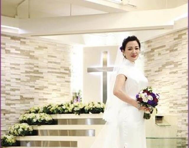 白十三和石宝蛋婚纱照_婚纱照风格(2)