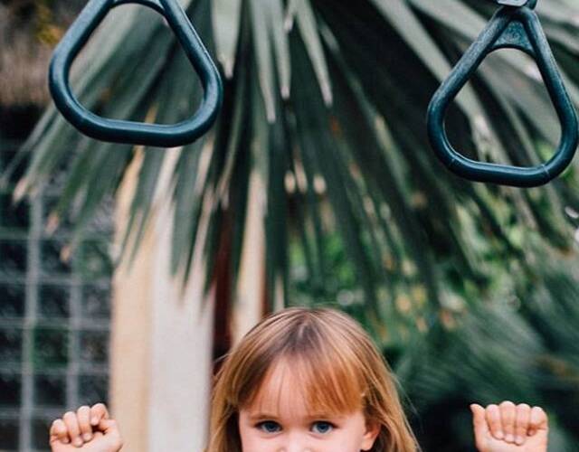 Simone说Perouze以后想成为一个摇滚明星。