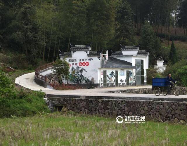 4月12日,浙江省武义县农村生活污水处理终端和农村垃圾降解房,俨然图片