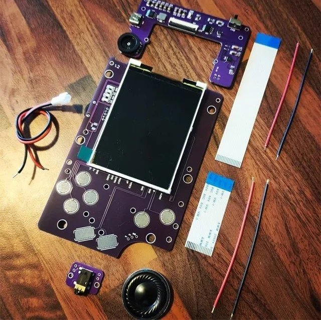 喜欢老Game Boy?现在树莓派就可以1 喜欢老Game Boy?现在树莓派就可以