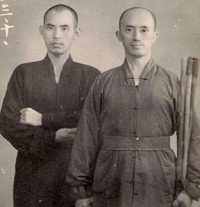 一阵少林之风，一场造神运动，“传奇大师”海灯法师