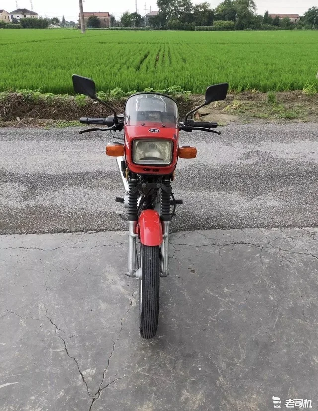 铃木刀仔，红极一时的摩托车，还有个特别霸气的名字