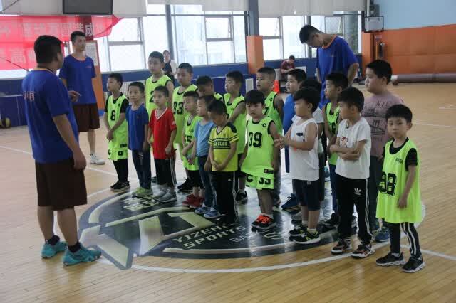 山东男篮后备力量强大青训发达 CBA未来二十