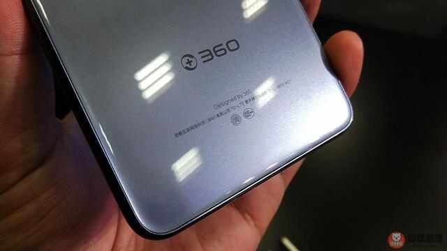 360手机N7 Lite产品图赏:千元AI旗舰，性价比最高骁龙660AIE手机