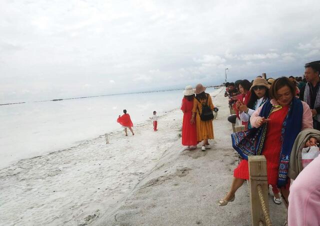 对这种不文明旅游行为,你想说些啥