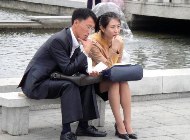 朝鲜导游没听过丁克族,奇怪问:女人不生孩子,那